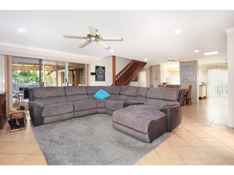 157 Paradise Parade, Hollywell QLD 4216