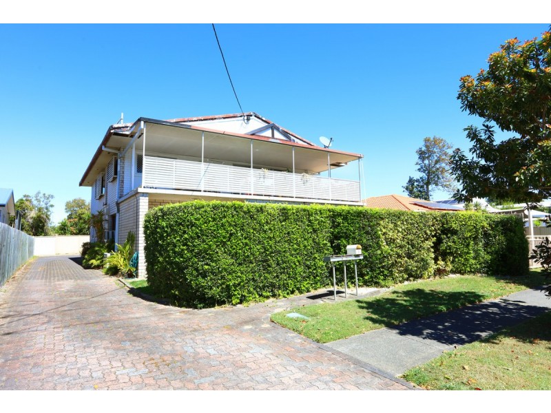 1/28 Errol Avenue, Paradise Point QLD 4216