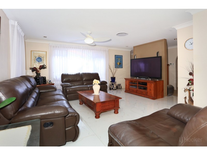 52 Gooding Drive, Coombabah QLD 4216