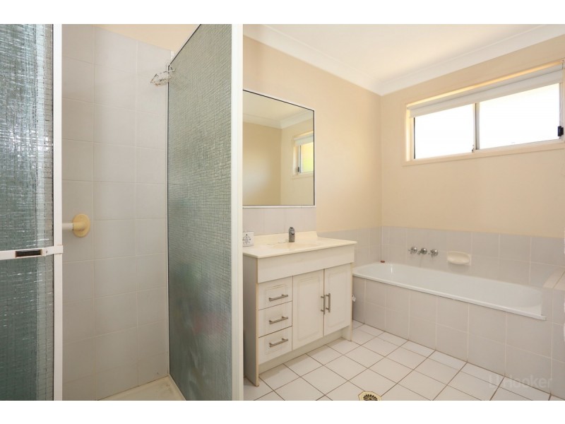 52 Gooding Drive, Coombabah QLD 4216