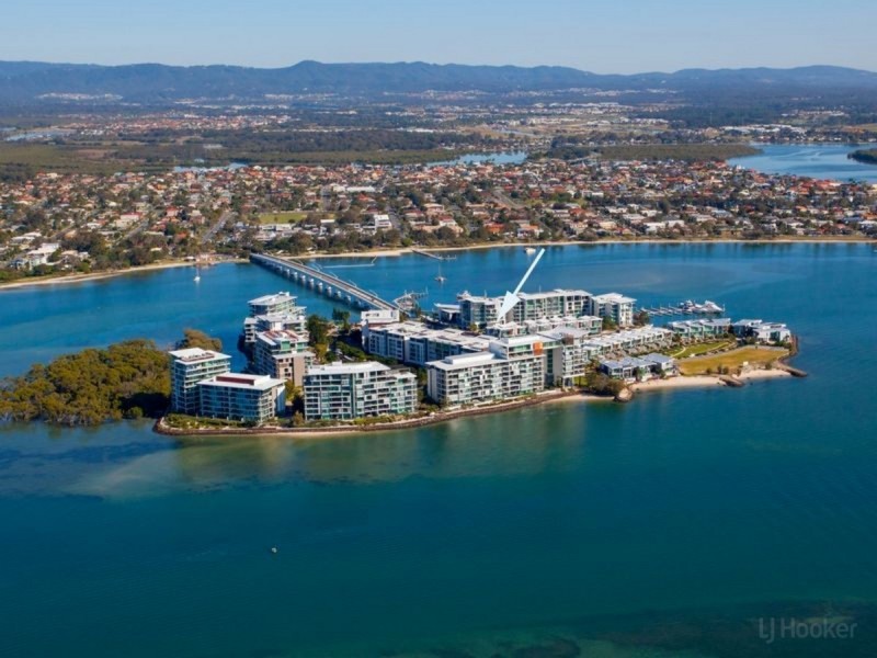 2308/2 Ephraim Island Parade, Paradise Point QLD 4216