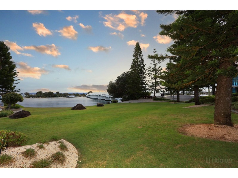 2308/2 Ephraim Island Parade, Paradise Point QLD 4216