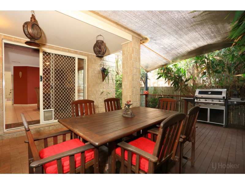 5 Sage Court, Runaway Bay QLD 4216