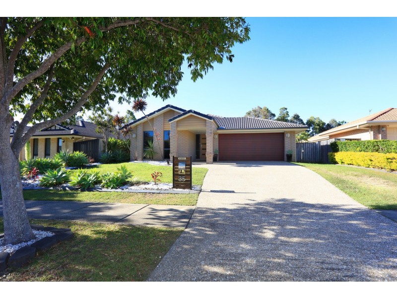 35 Bowley Street, Pacific Pines QLD 4211