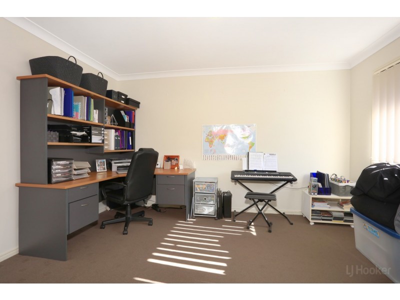 35 Bowley Street, Pacific Pines QLD 4211