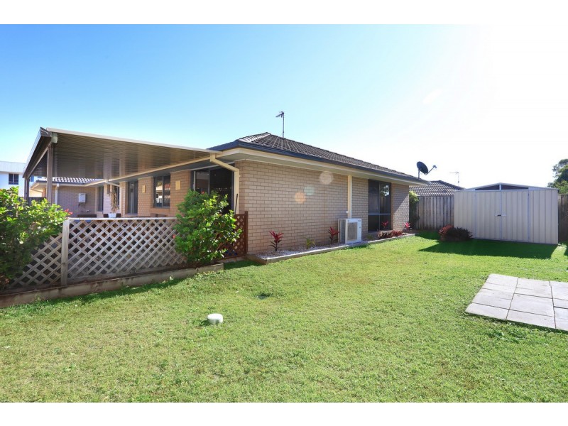 35 Bowley Street, Pacific Pines QLD 4211