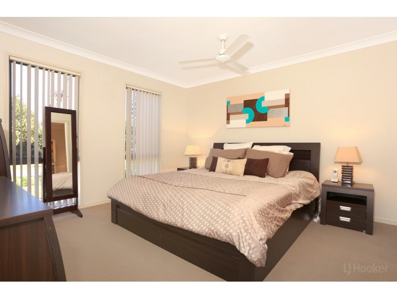 35 Bowley Street, Pacific Pines QLD 4211