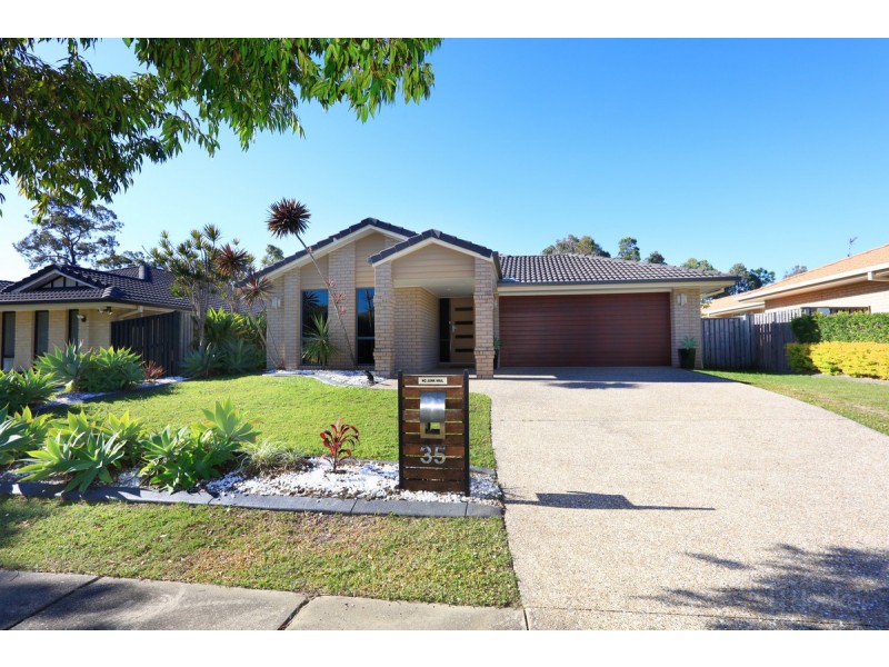 35 Bowley Street, Pacific Pines QLD 4211