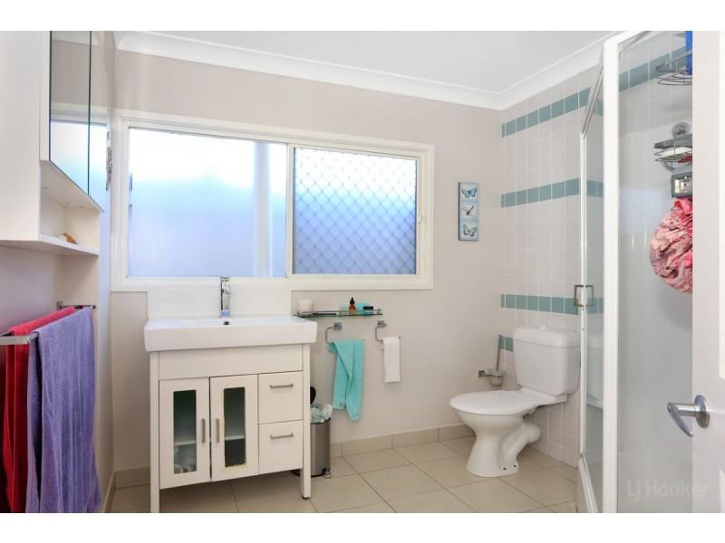 26 Tallara Street, Coombabah QLD 4216