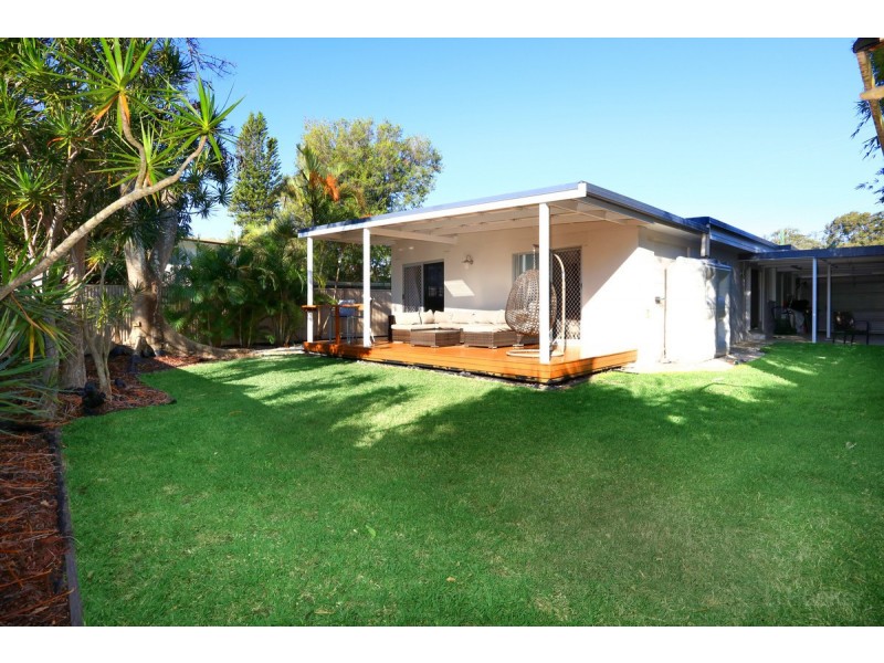 26 Tallara Street, Coombabah QLD 4216