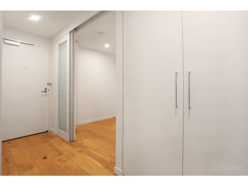 307/110-112 Frank Street, Labrador QLD 4215