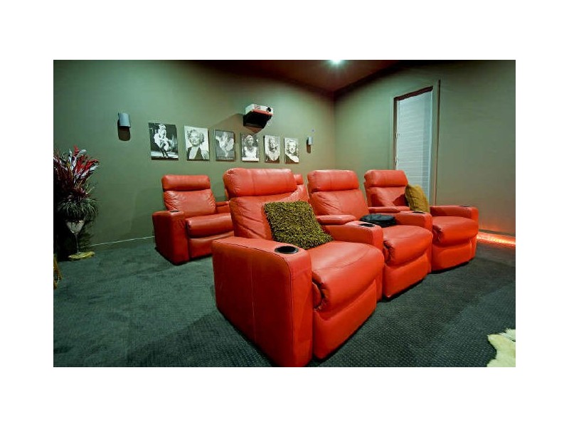 Biggera Waters QLD 4216