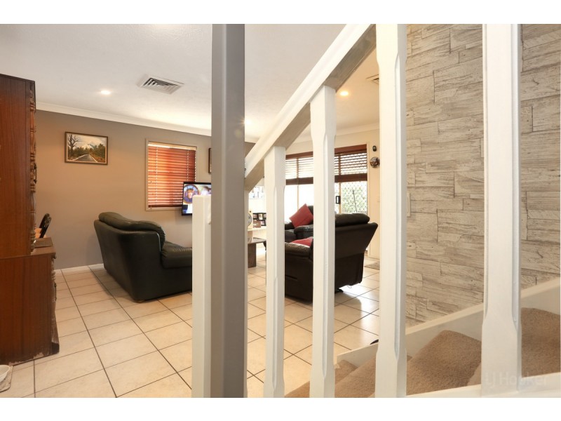 52/469 Pine Ridge Road, Runaway Bay QLD 4216