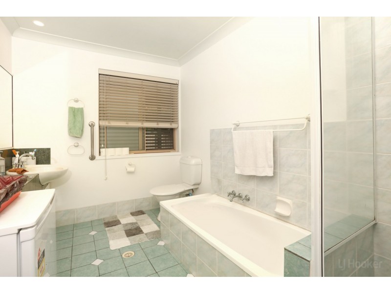 52/469 Pine Ridge Road, Runaway Bay QLD 4216