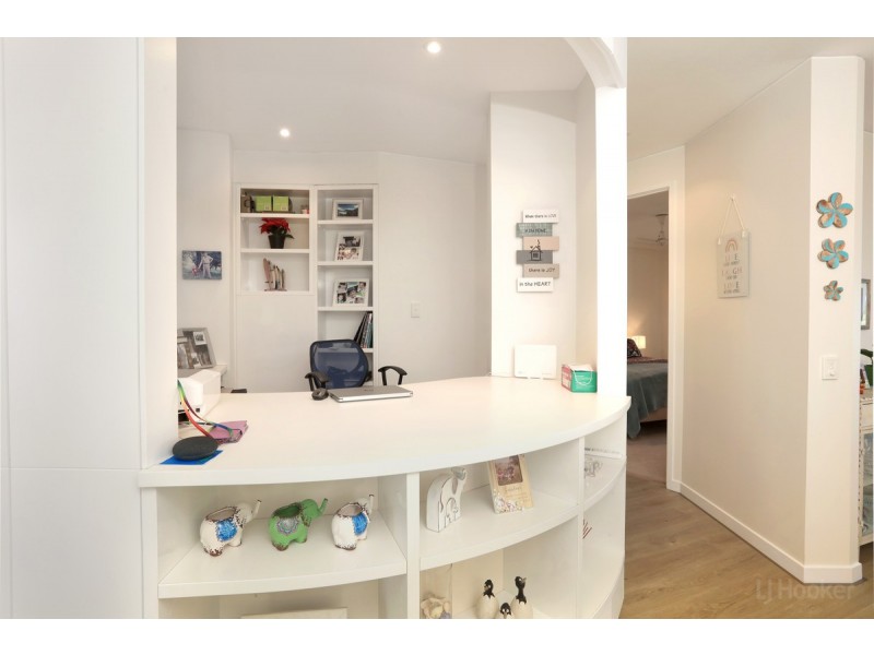 8/98 University Drive, Varsity Lakes QLD 4227