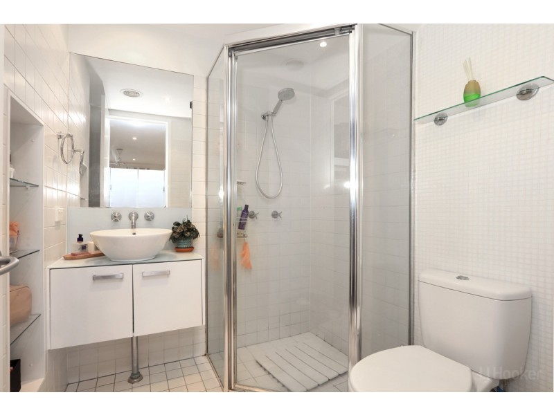 8/98 University Drive, Varsity Lakes QLD 4227