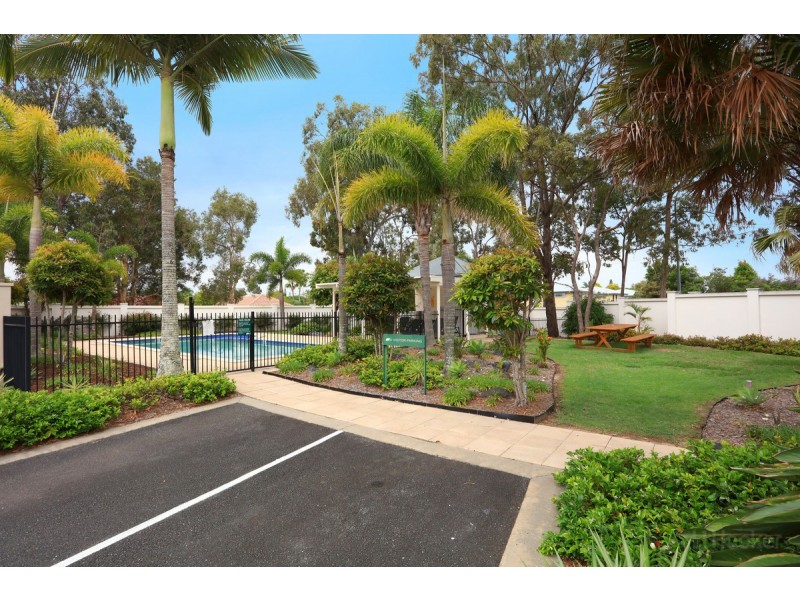 1/368 Pine Ridge Road, Coombabah QLD 4216