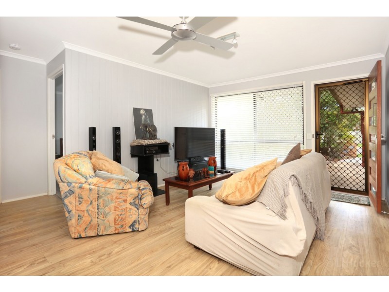 1/5 Kangaroo Avenue, Coombabah QLD 4216