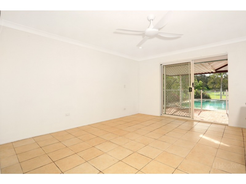 7 Edgeworth Place, Helensvale QLD 4212