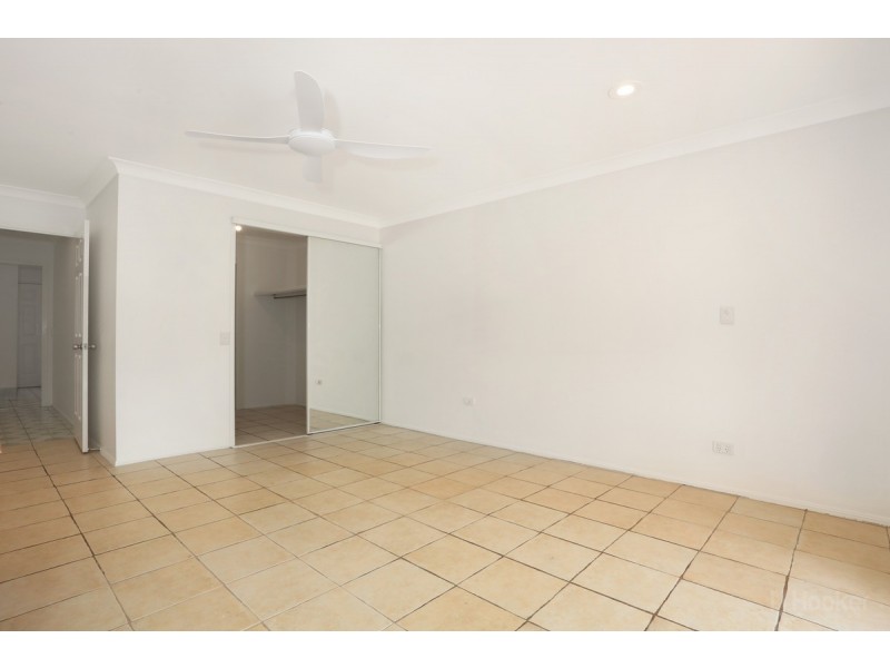 7 Edgeworth Place, Helensvale QLD 4212