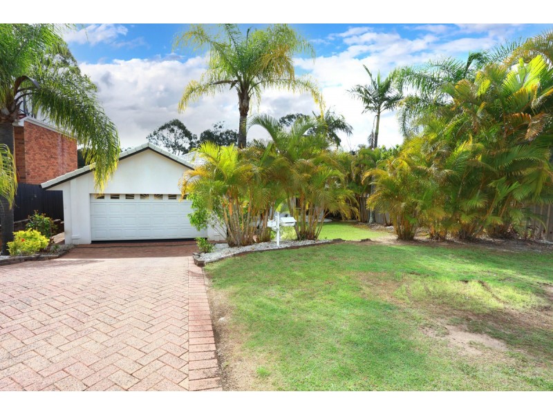 7 Edgeworth Place, Helensvale QLD 4212