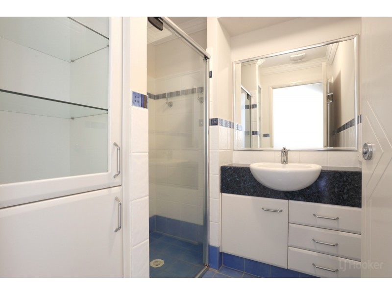 2/36 Poinsettia Avenue, Hollywell QLD 4216