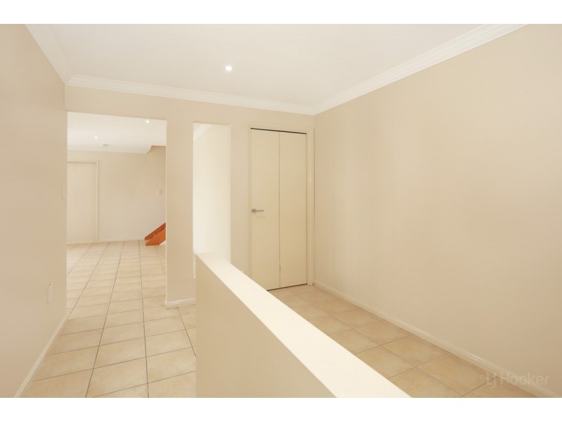 2/36 Poinsettia Avenue, Hollywell QLD 4216