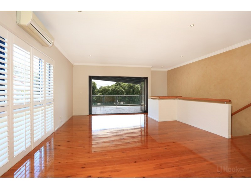 2/36 Poinsettia Avenue, Hollywell QLD 4216