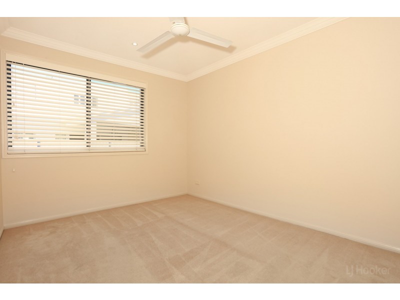 2/36 Poinsettia Avenue, Hollywell QLD 4216