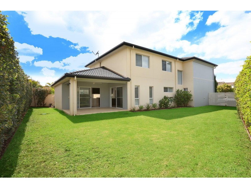 6 Iridium Drive, Hope Island QLD 4212