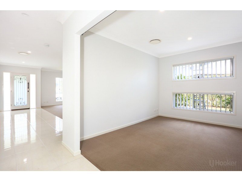 6 Iridium Drive, Hope Island QLD 4212