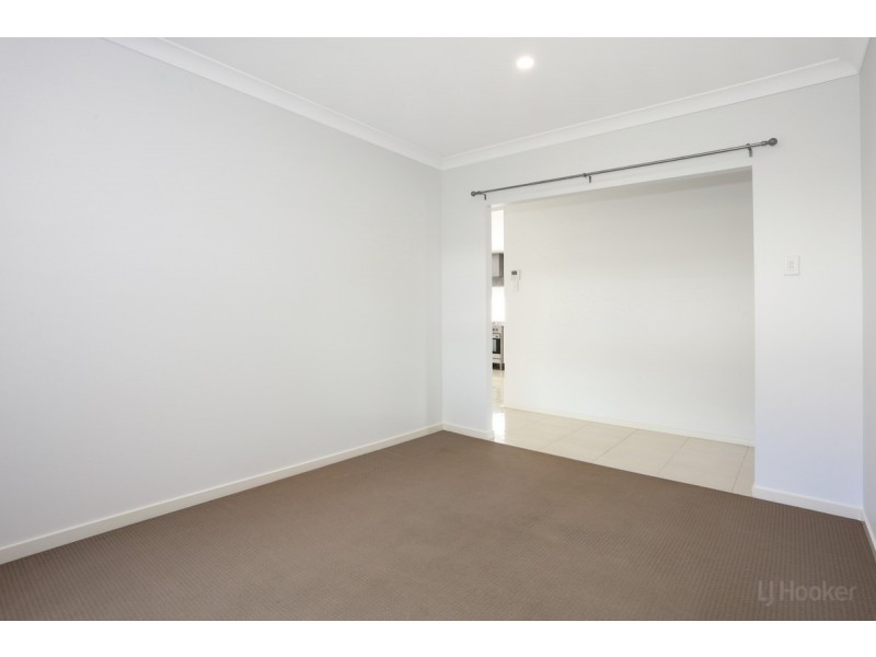 6 Iridium Drive, Hope Island QLD 4212