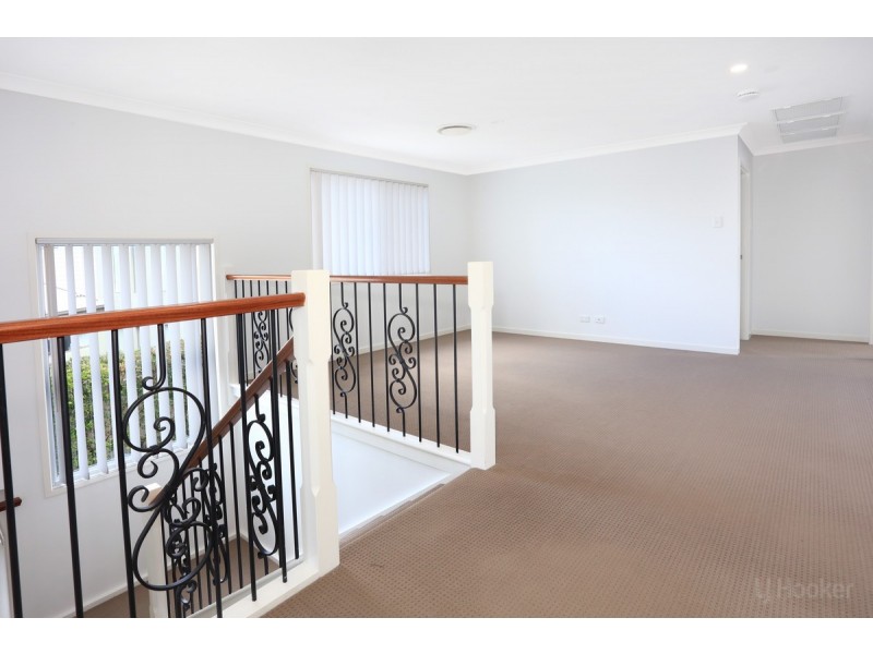 6 Iridium Drive, Hope Island QLD 4212