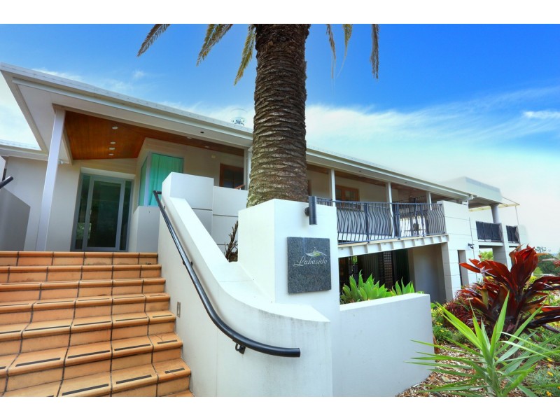 2/433 Brisbane Road, Coombabah QLD 4216