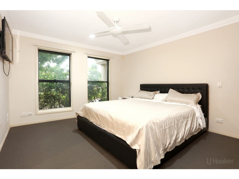 2/433 Brisbane Road, Coombabah QLD 4216