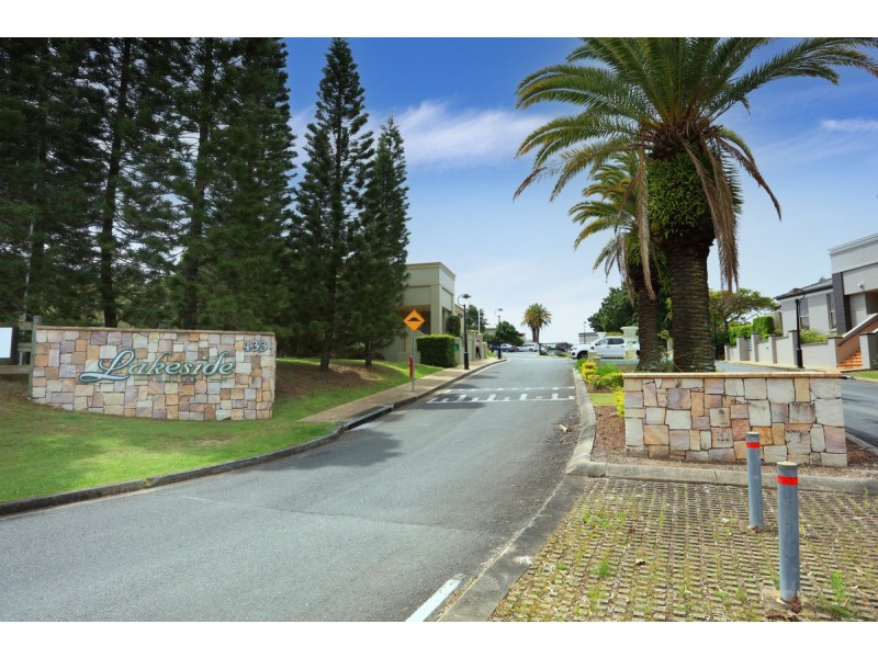 2/433 Brisbane Road, Coombabah QLD 4216