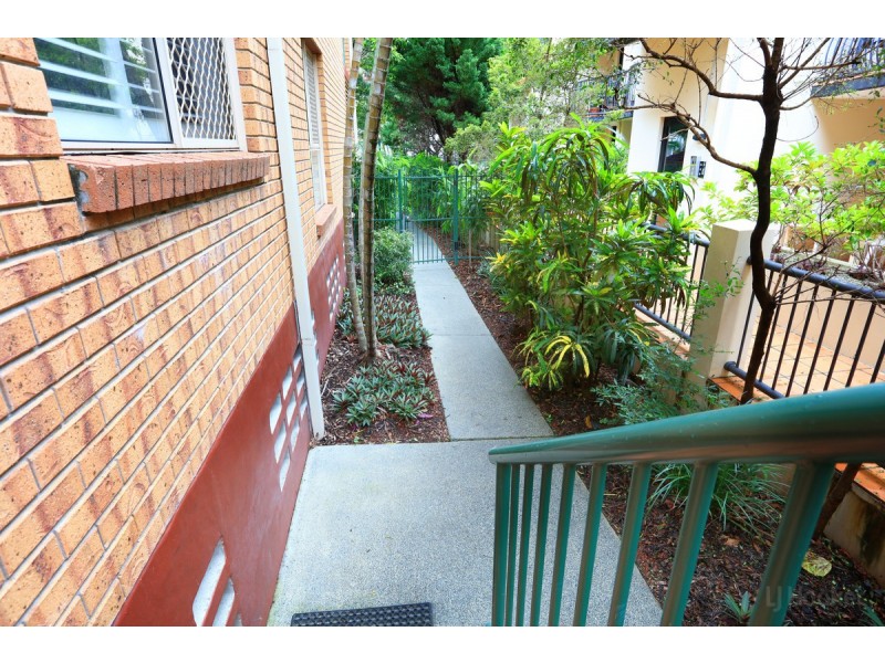 6/40 Little Norman Street, Southport QLD 4215