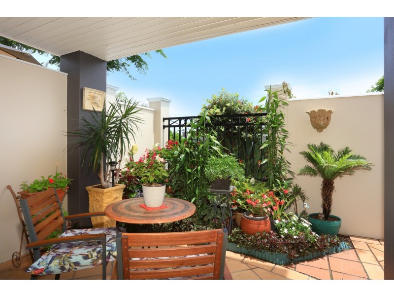 84/433 Brisbane Road, Coombabah QLD 4216