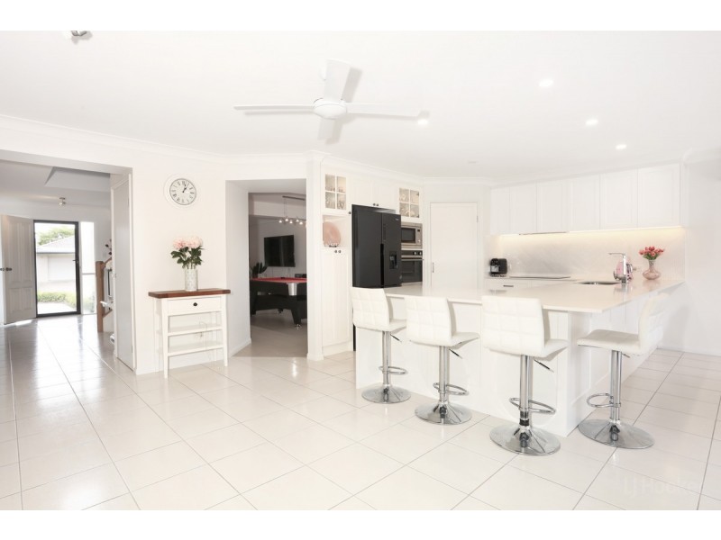 6 Silkwood Way, Molendinar QLD 4214