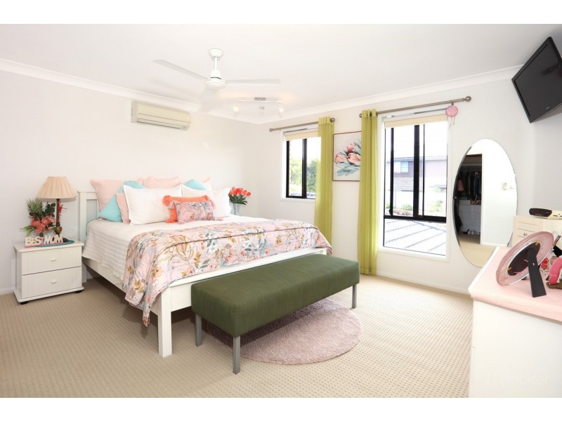 6 Silkwood Way, Molendinar QLD 4214