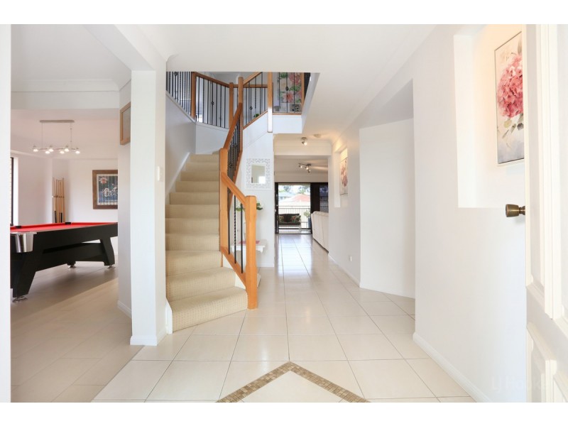 6 Silkwood Way, Molendinar QLD 4214