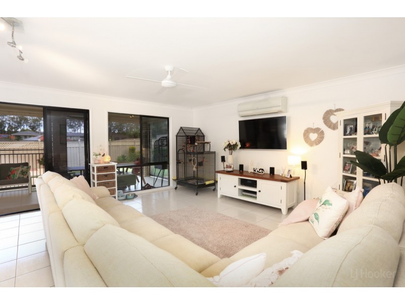 6 Silkwood Way, Molendinar QLD 4214