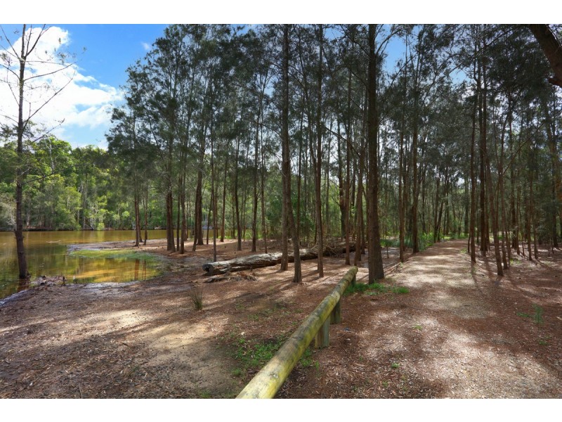 2/9 Sanctuary Court, Coombabah QLD 4216