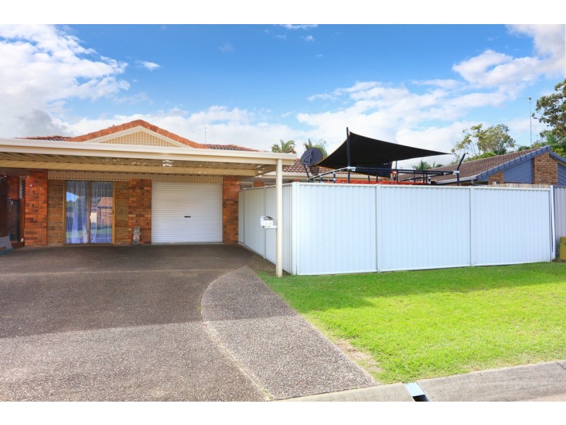 2/9 Sanctuary Court, Coombabah QLD 4216