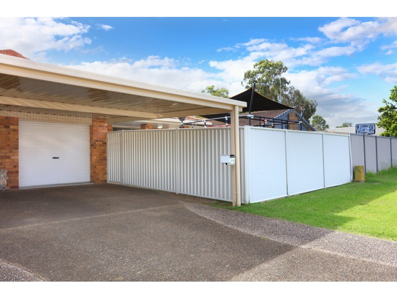 2/9 Sanctuary Court, Coombabah QLD 4216