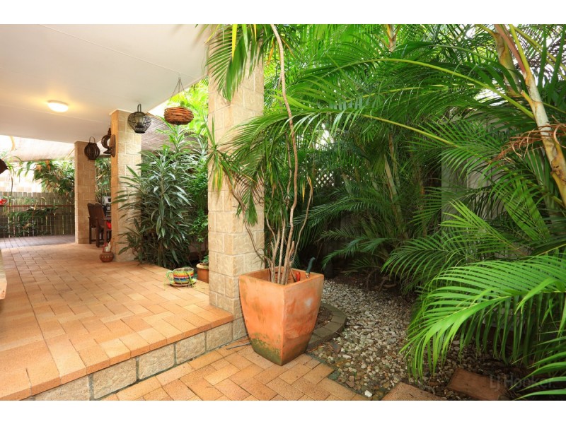 5 Sage Court, Runaway Bay QLD 4216