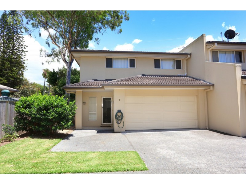 8/395 Pine Ridge Road, Runaway Bay QLD 4216