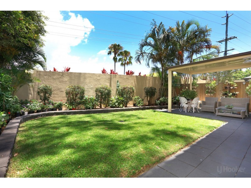 8/395 Pine Ridge Road, Runaway Bay QLD 4216