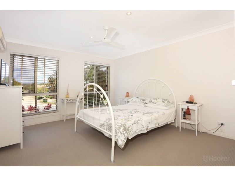 8/395 Pine Ridge Road, Runaway Bay QLD 4216