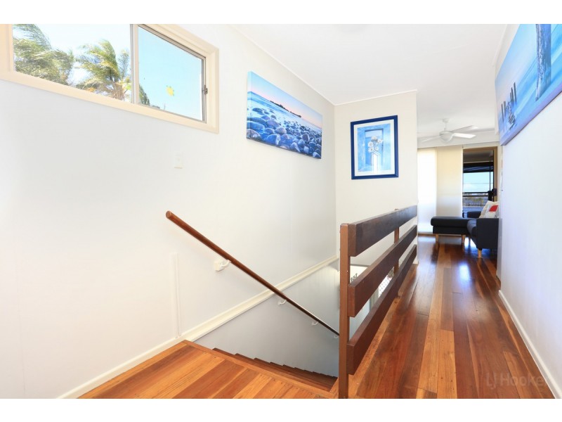 82 Boykambil Esplanade North, Hope Island QLD 4212
